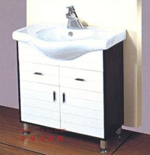 衛浴空間的藝術 從浴室水晶柜到整體配套解決方案