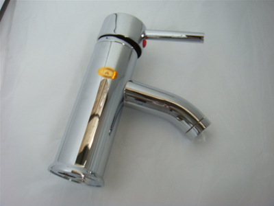 韓泰臺盆龍頭900508 全銅材質打造的單把單孔面盆精品